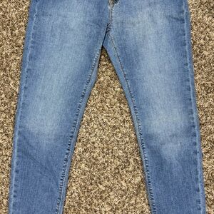 Light Wash Skinny Jeans